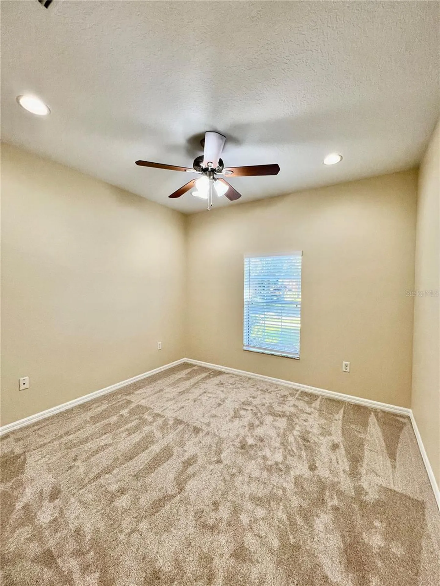 9606 Oak Glade Avenue Tampa FL 33647