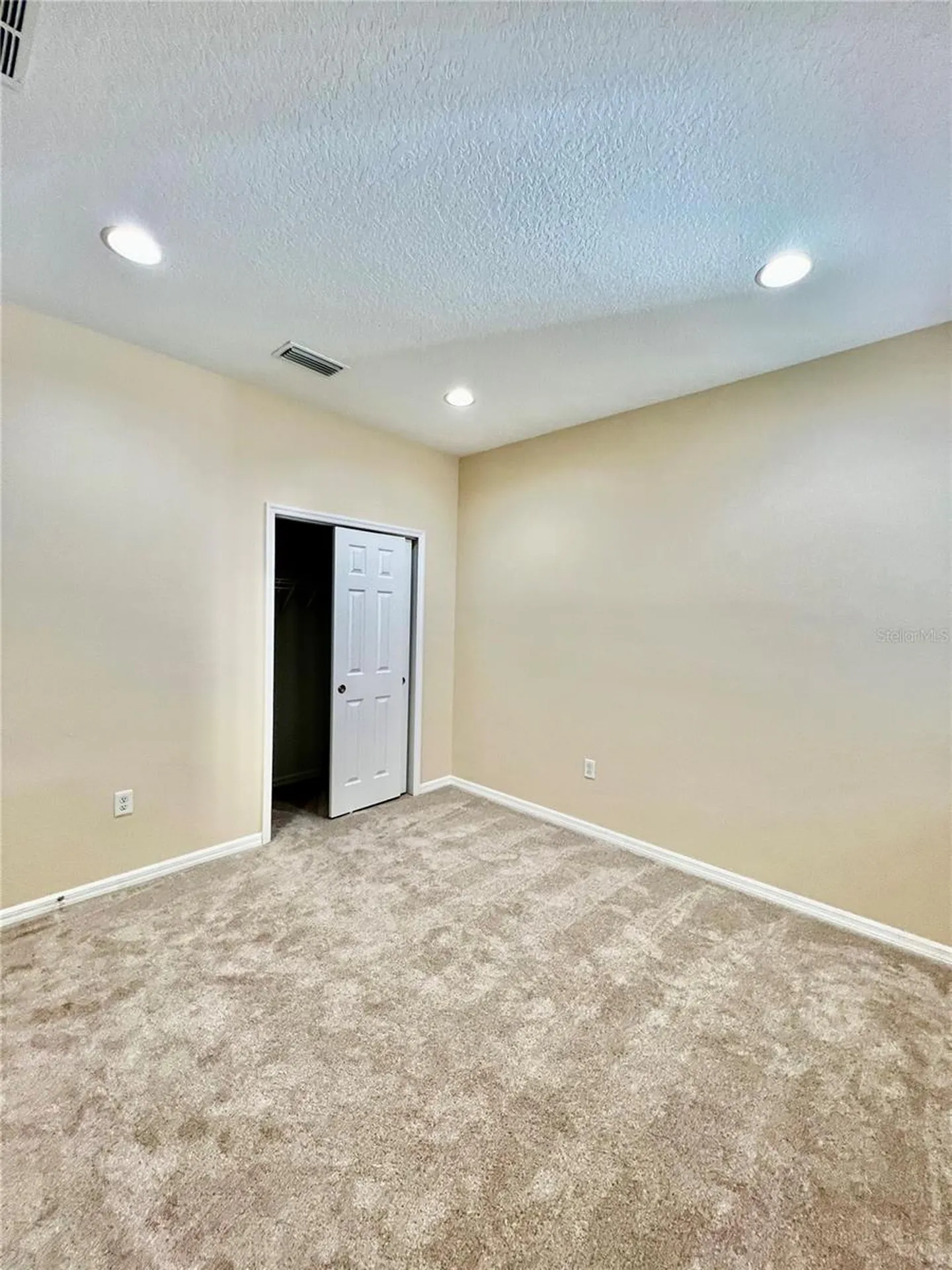 9606 Oak Glade Avenue Tampa FL 33647