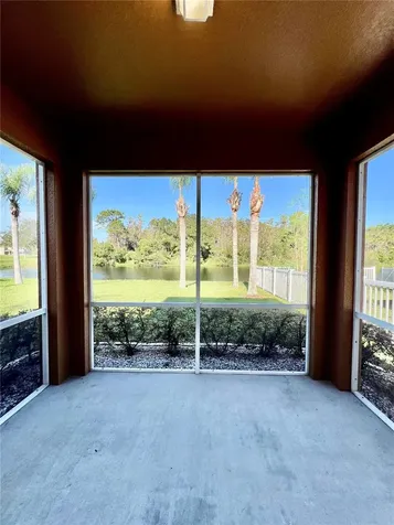9606 Oak Glade Avenue Tampa FL 33647