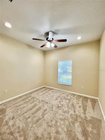 9606 Oak Glade Avenue Tampa FL 33647