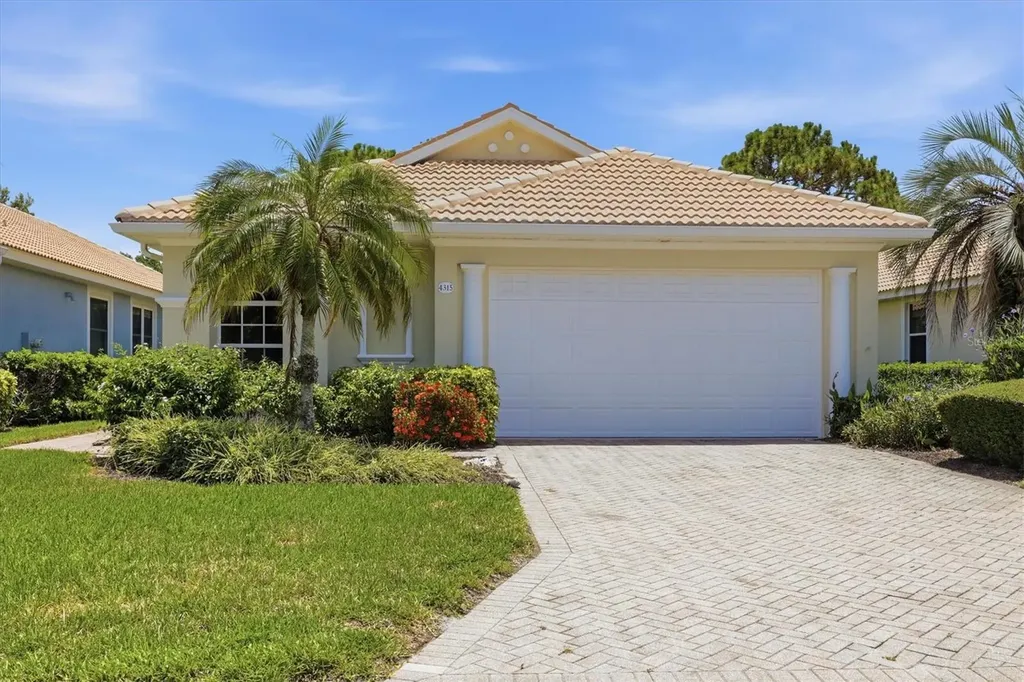 4315 Reflections Parkway Sarasota FL 34233