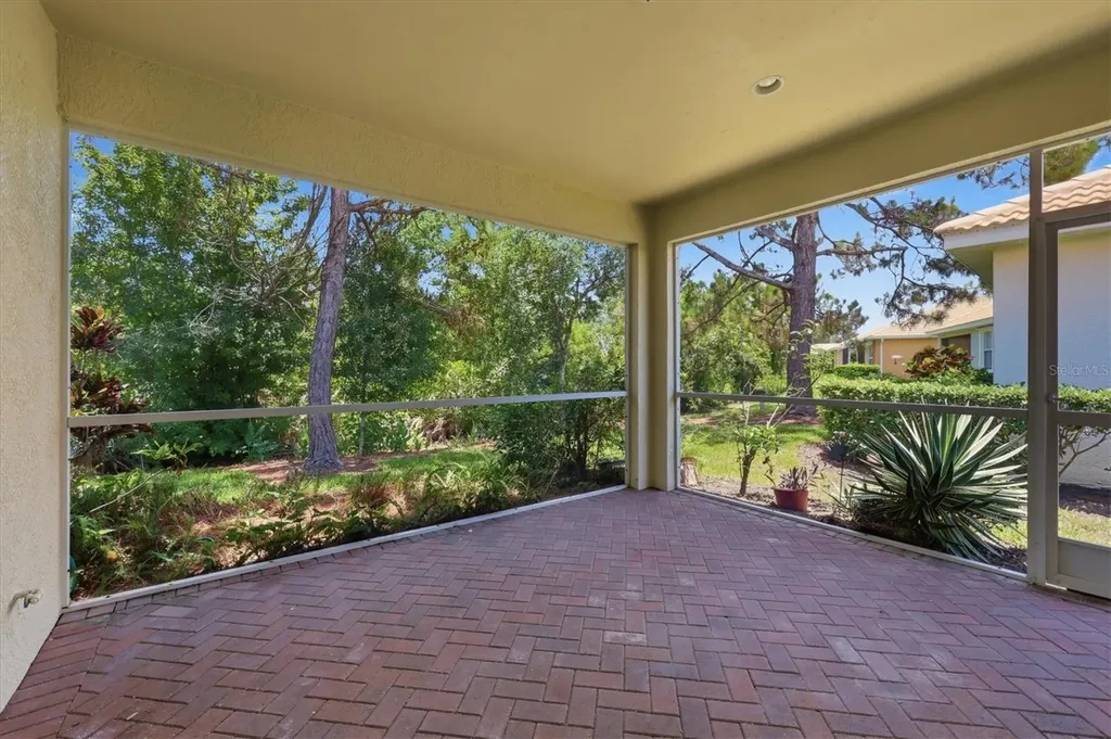 4315 Reflections Parkway Sarasota FL 34233