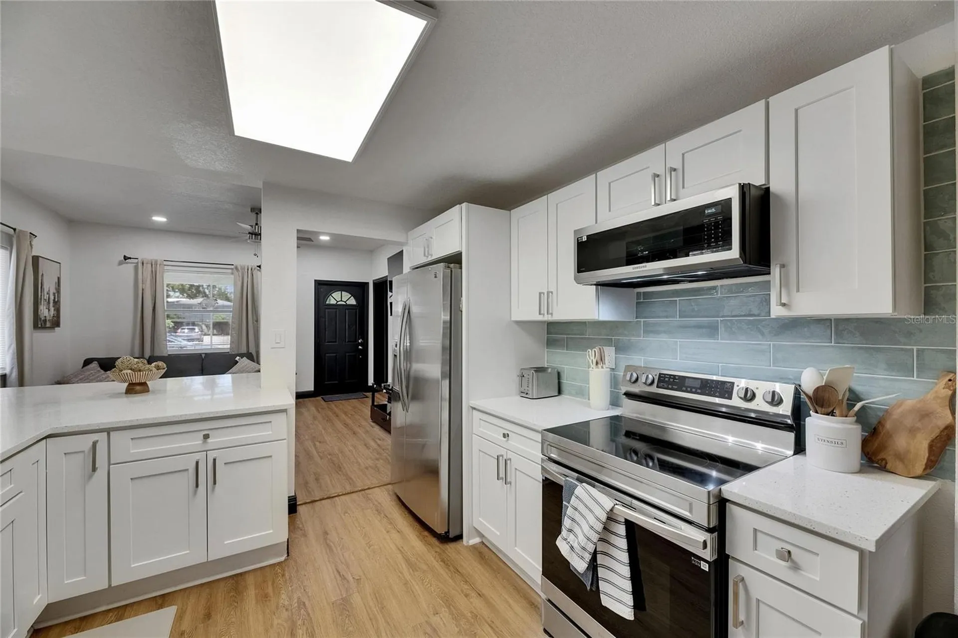 1009 E Columbus Drive Tampa FL 33605