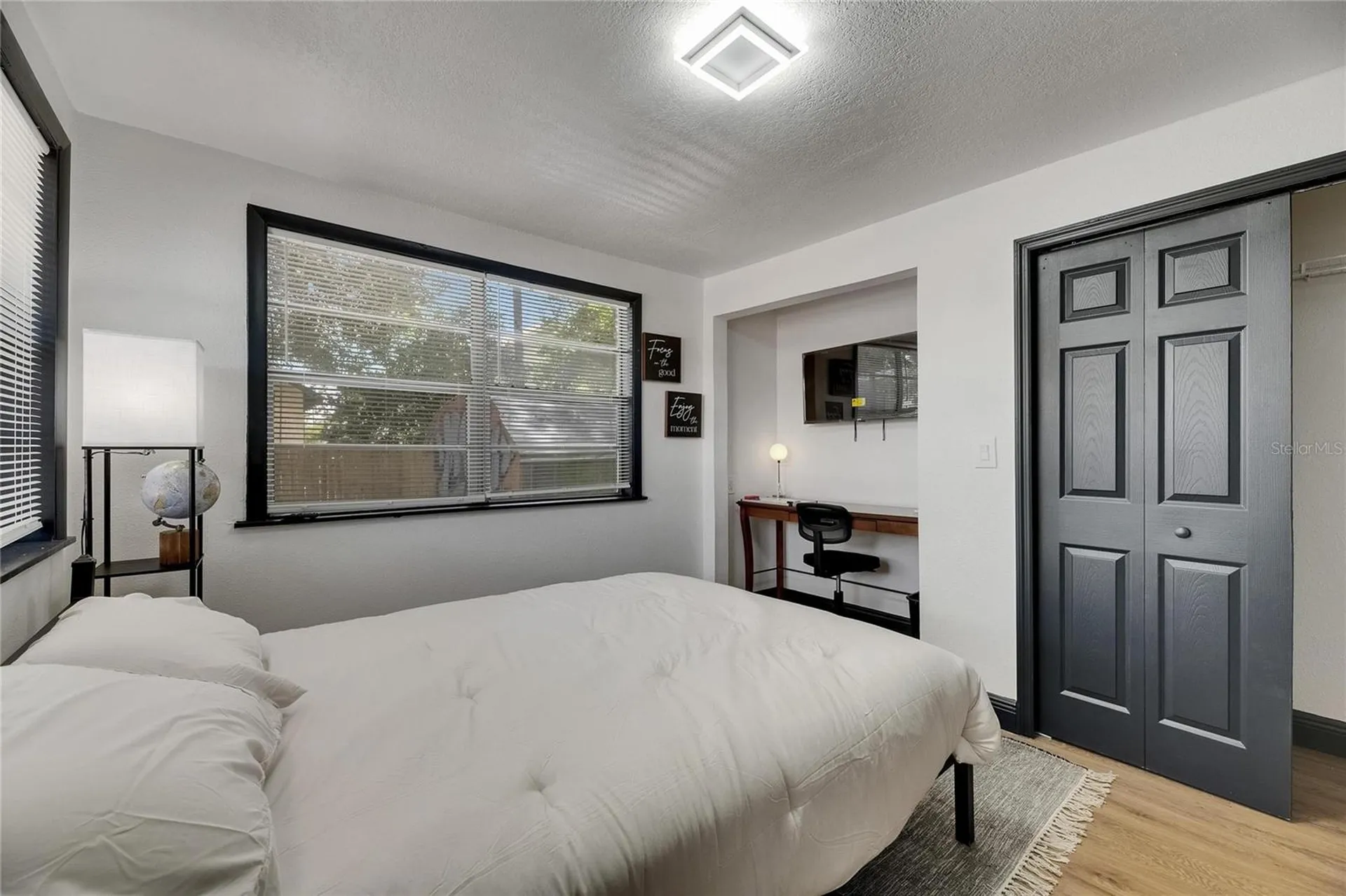 1009 E Columbus Drive Tampa FL 33605