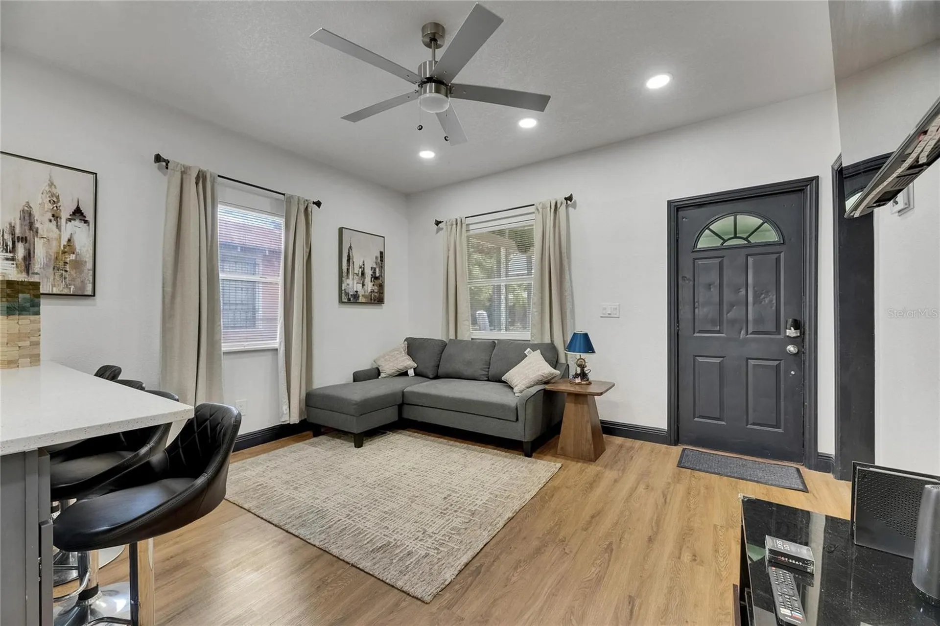 1009 E Columbus Drive Tampa FL 33605