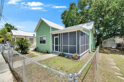 1009 E Columbus Drive Tampa FL 33605