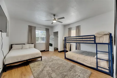 1009 E Columbus Drive Tampa FL 33605