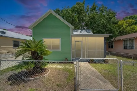 1009 E Columbus Drive Tampa FL 33605