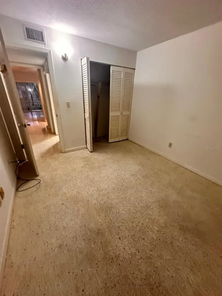 305 E Dakin Avenue Kissimmee FL 34741