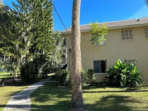 305 E Dakin Avenue Kissimmee FL 34741