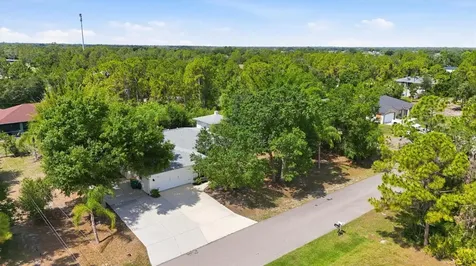 22481 Madelyn Avenue Port Charlotte FL 33954