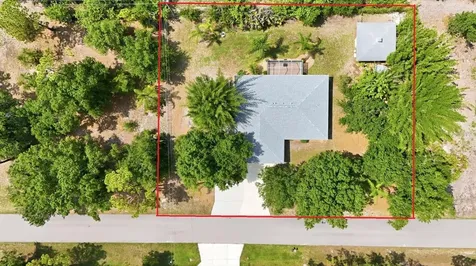 22481 Madelyn Avenue Port Charlotte FL 33954