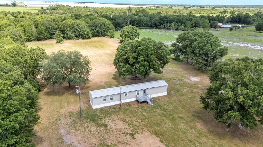 21 Ridge Road Frostproof FL 33843