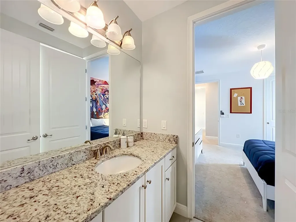 272 Southfield Street Kissimmee FL 34747