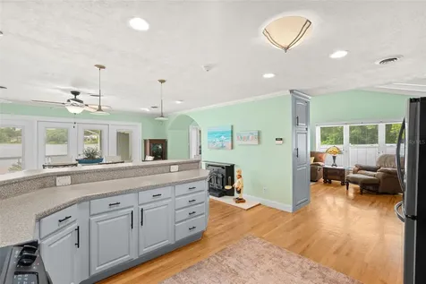 195 Cedarwood Drive Maitland FL 32751