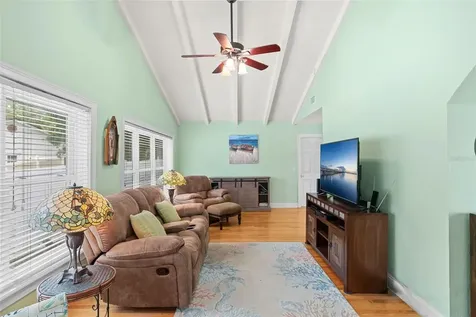 195 Cedarwood Drive Maitland FL 32751