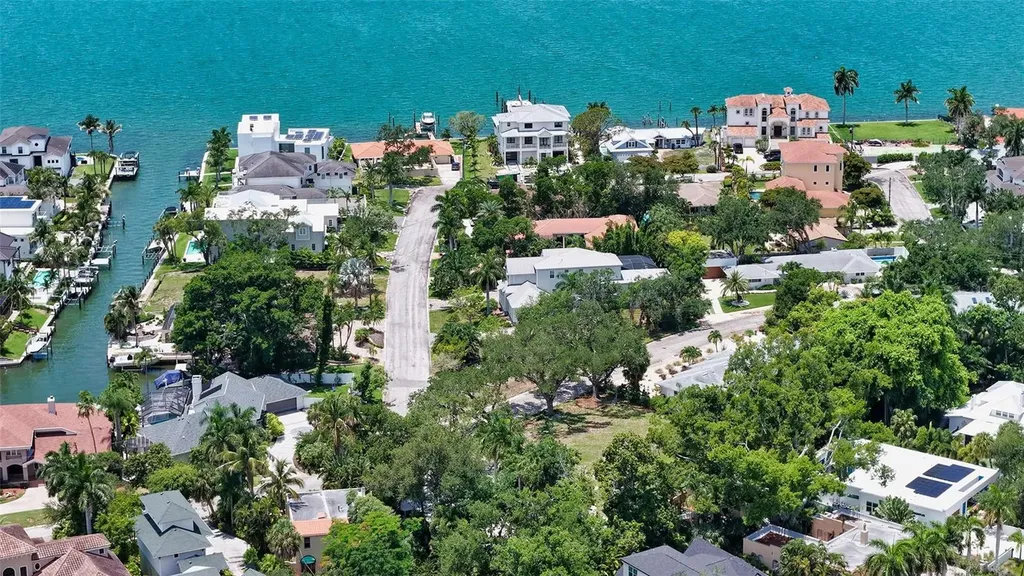 2155 Oriole Drive Sarasota FL 34239