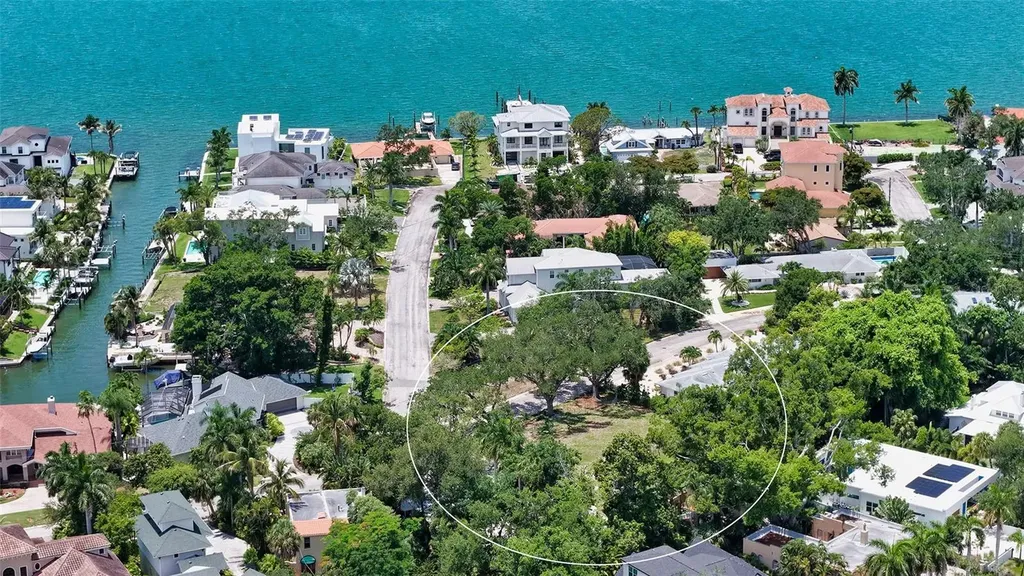 2155 Oriole Drive Sarasota FL 34239
