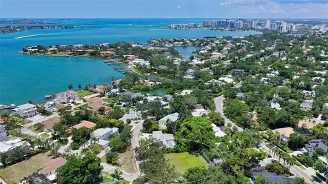 2155 Oriole Drive Sarasota FL 34239