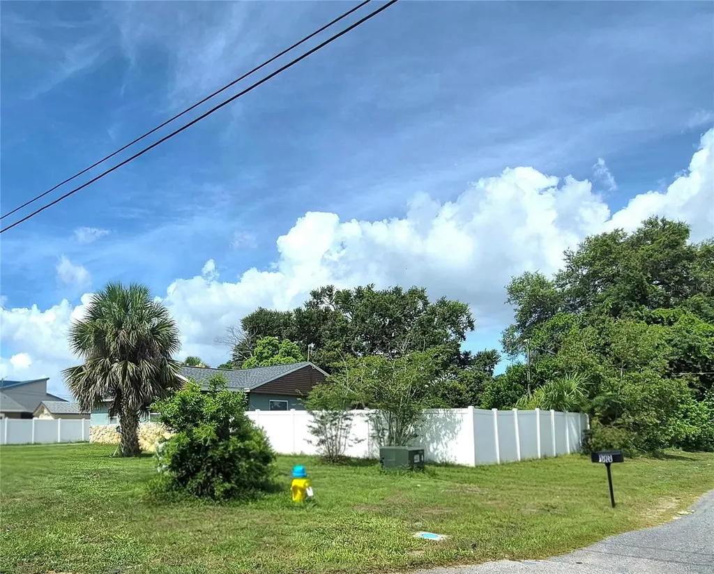 709 E 119th Avenue Tampa FL 33612