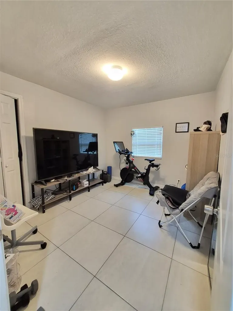 709 E 119th Avenue Tampa FL 33612