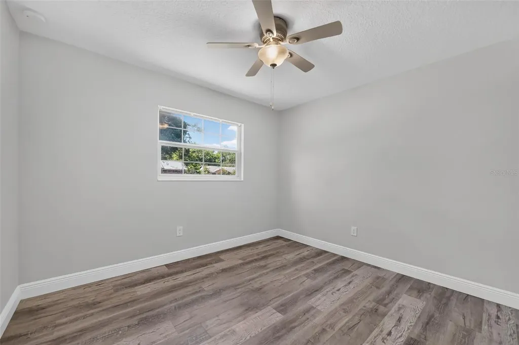 5825 Lullaby Lane Orlando FL 32810