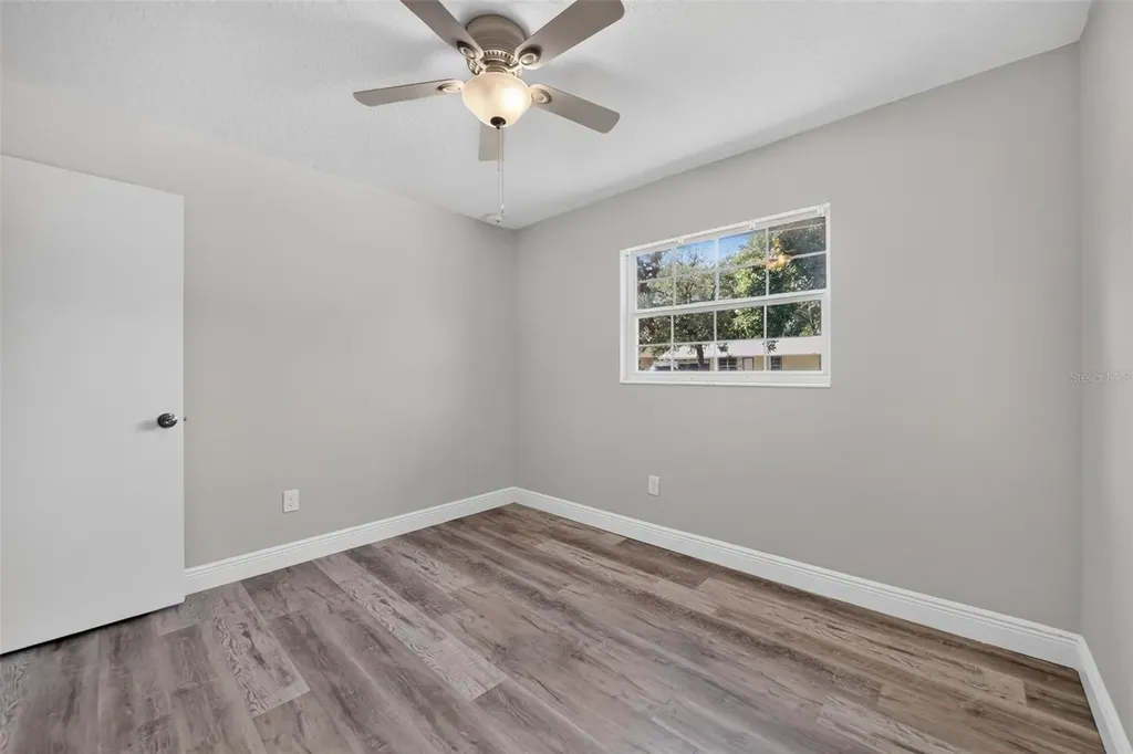 5825 Lullaby Lane Orlando FL 32810