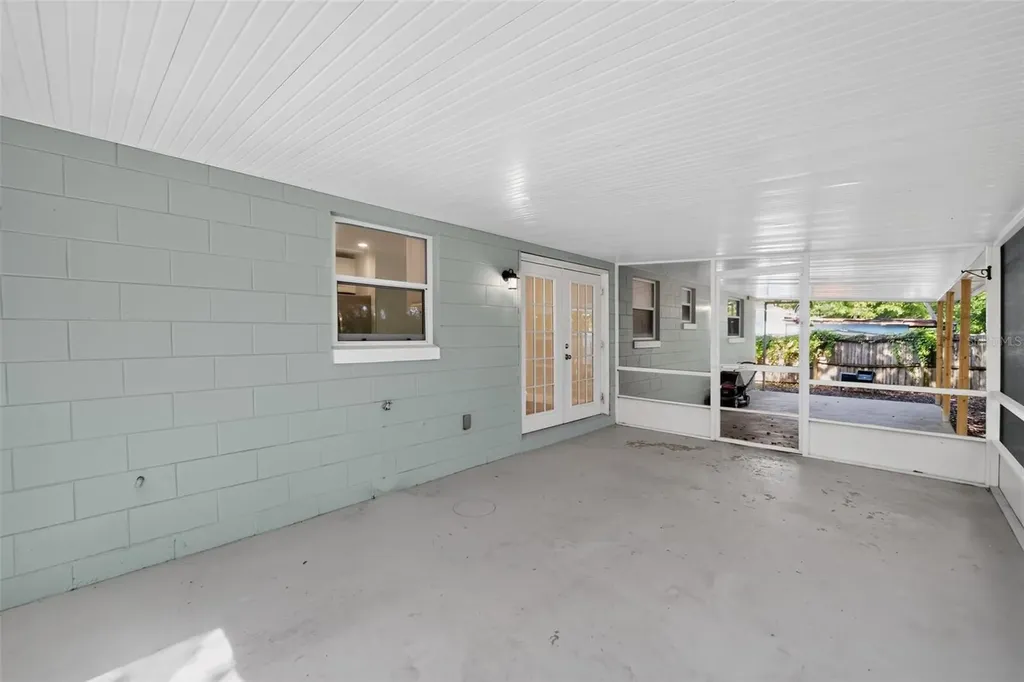 5825 Lullaby Lane Orlando FL 32810
