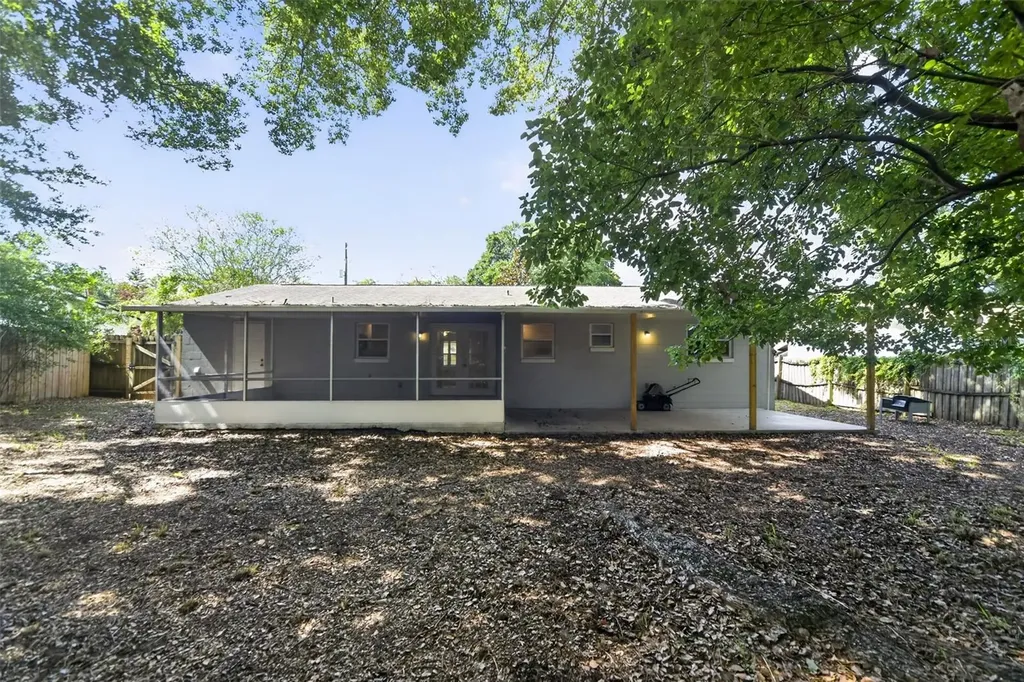 5825 Lullaby Lane Orlando FL 32810