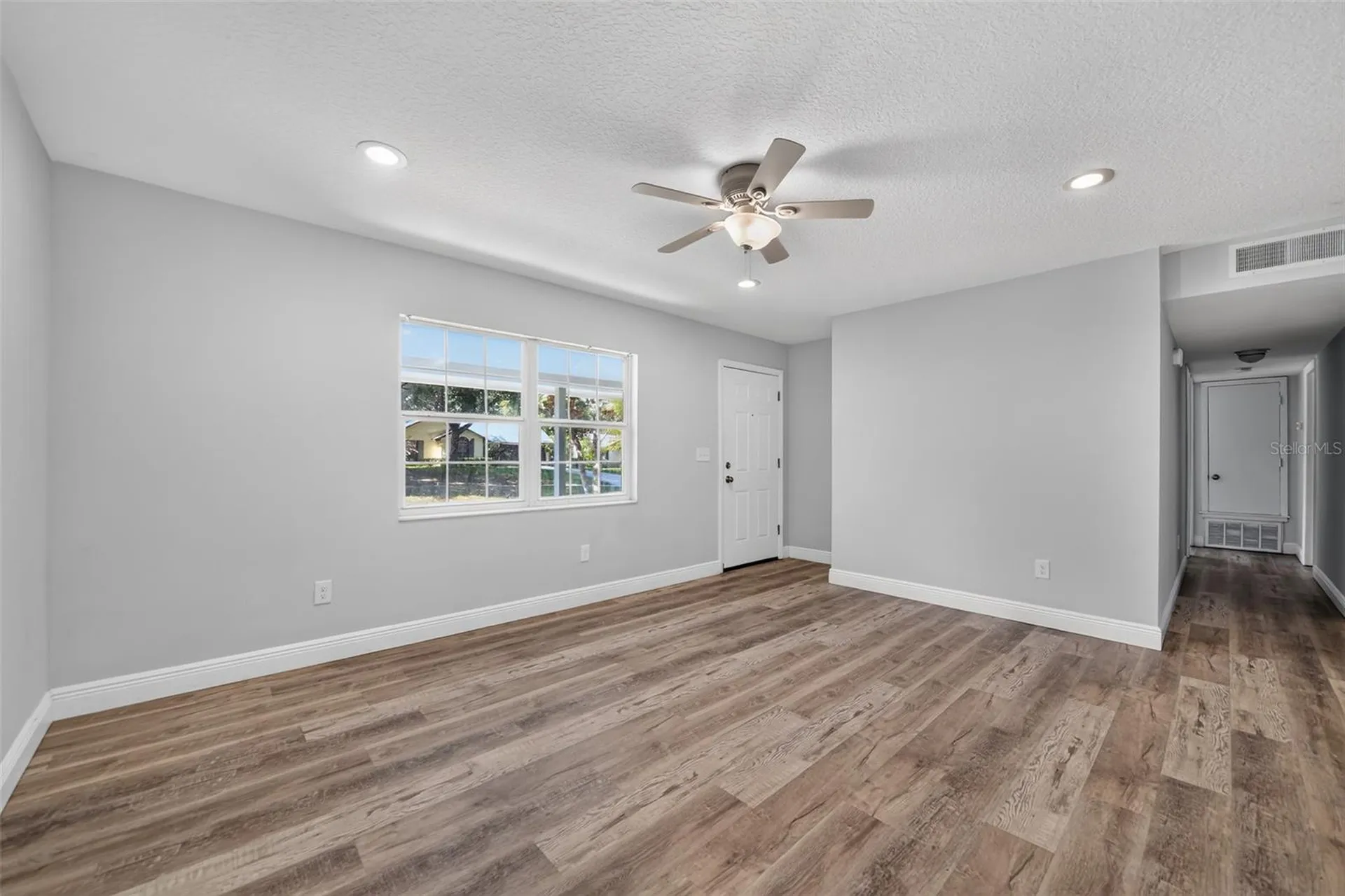 5825 Lullaby Lane Orlando FL 32810