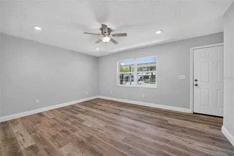 5825 Lullaby Lane Orlando FL 32810