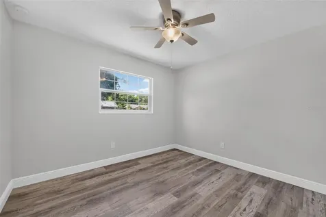 5825 Lullaby Lane Orlando FL 32810