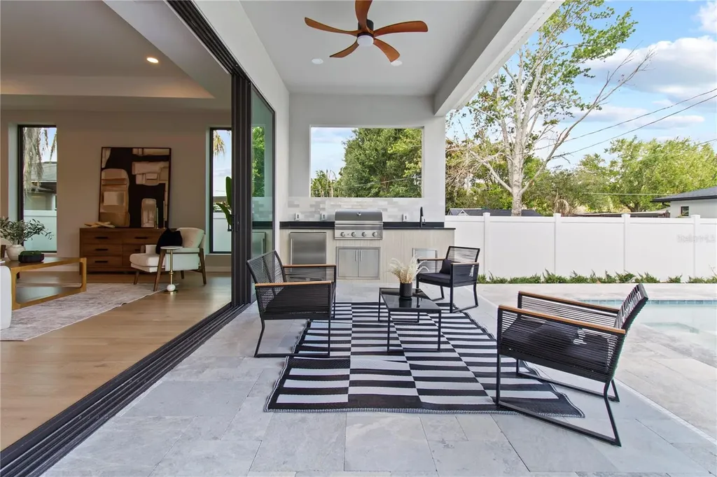 9 E Steele Street Orlando FL 32804