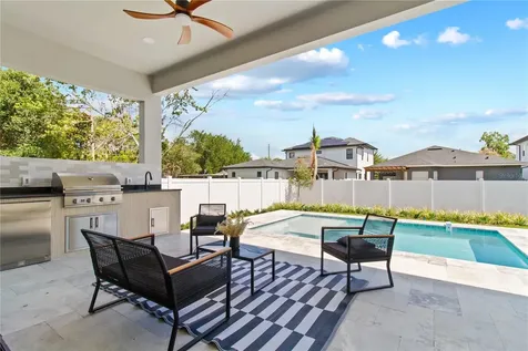 9 E Steele Street Orlando FL 32804