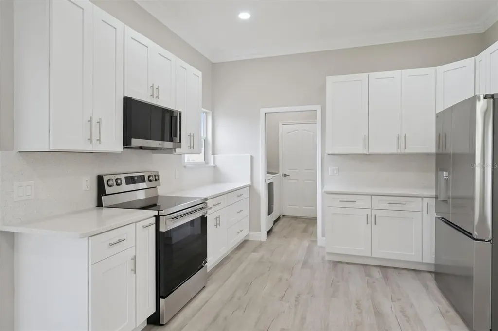 1506 Dellano Way Lady Lake FL 32159
