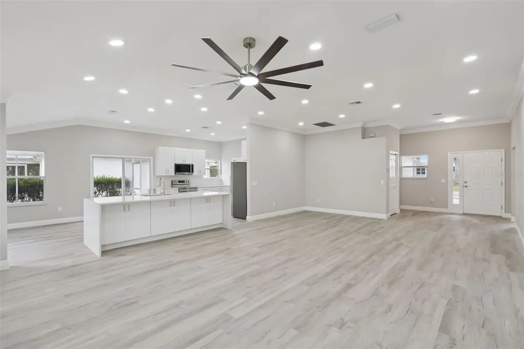 1506 Dellano Way Lady Lake FL 32159