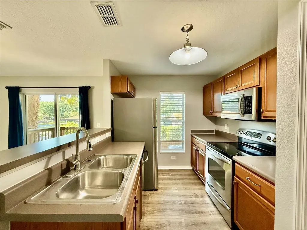 4505 Ashburn Square Drive Tampa FL 33610
