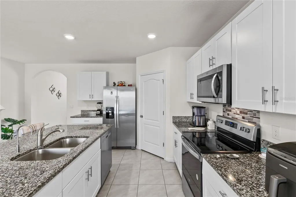 1591 Barberry Drive Kissimmee FL 34744