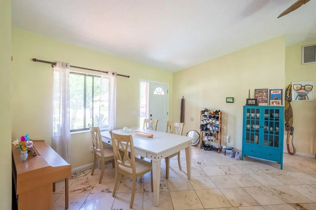 25 Ethan Allen Drive Palm Coast FL 32164