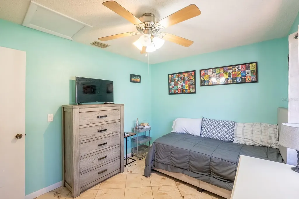 25 Ethan Allen Drive Palm Coast FL 32164