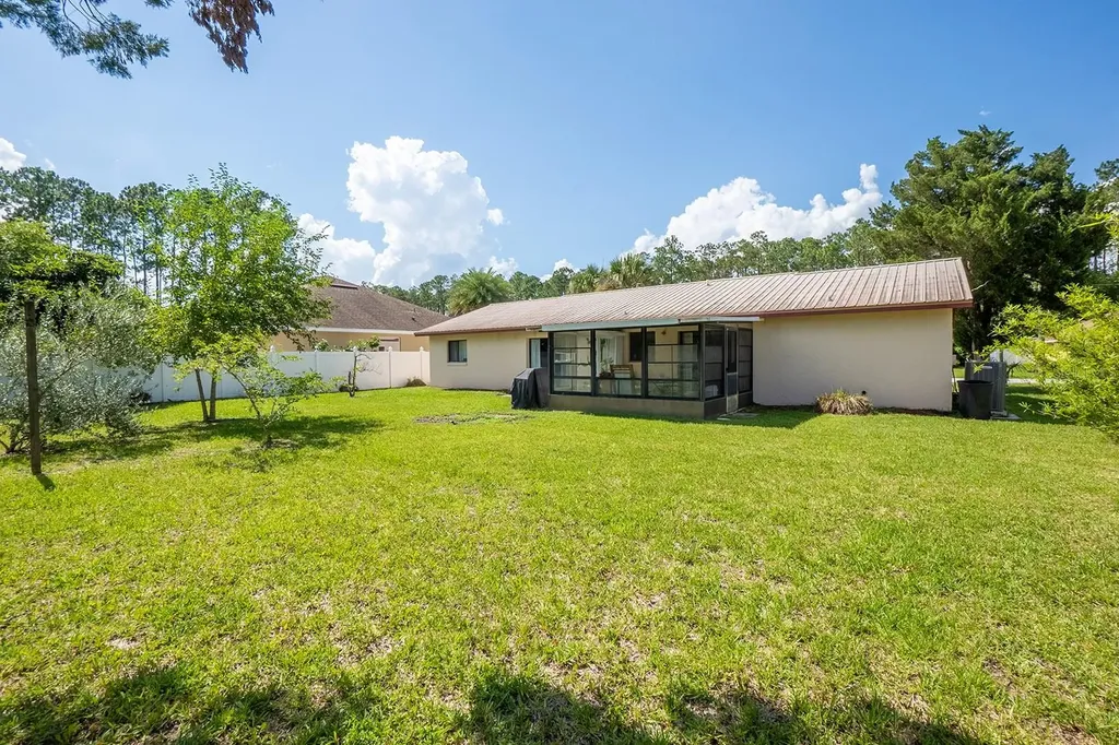 25 Ethan Allen Drive Palm Coast FL 32164