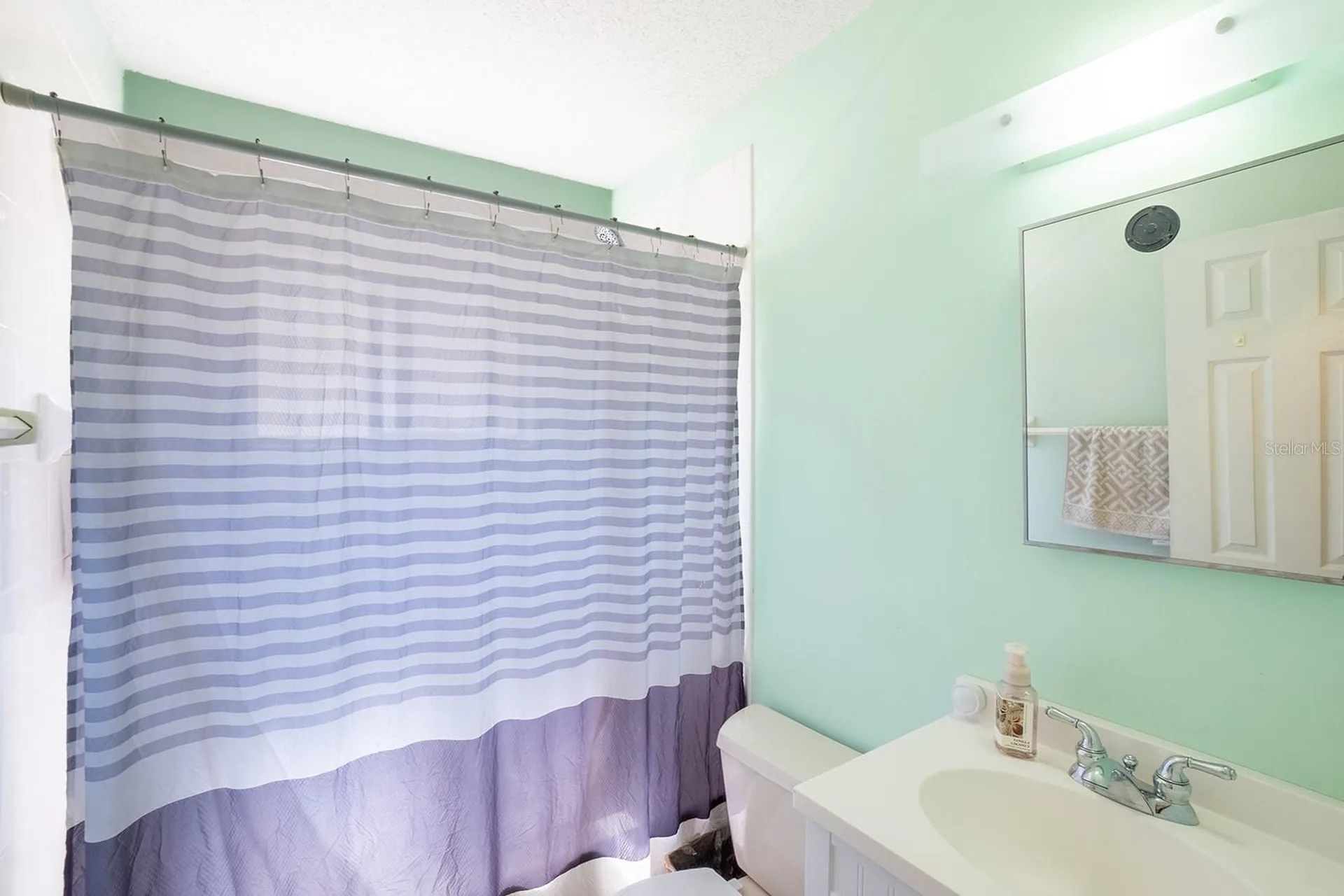 25 Ethan Allen Drive Palm Coast FL 32164