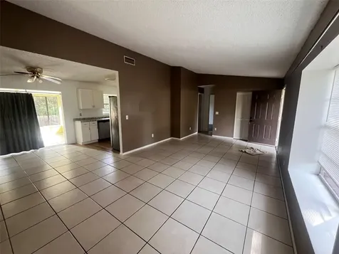 214 Bluefield Avenue Deltona FL 32738