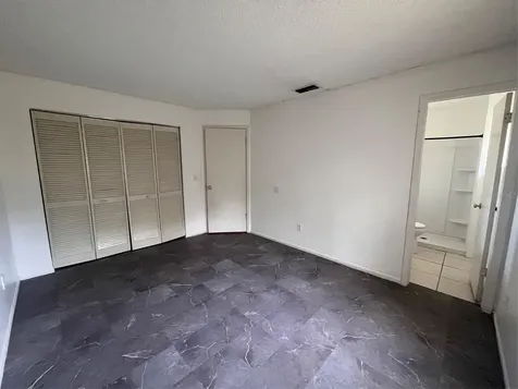 214 Bluefield Avenue Deltona FL 32738