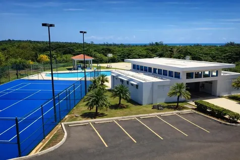 Caracoles Building Cond Hillside Village Rio Grande PR 00745