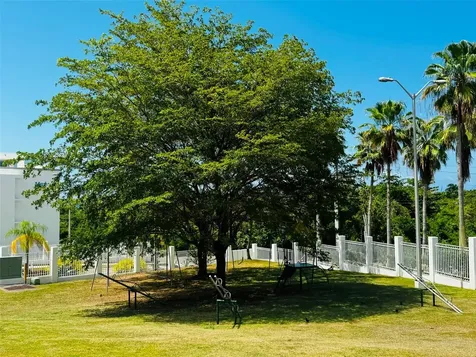 Caracoles Building Cond Hillside Village Rio Grande PR 00745