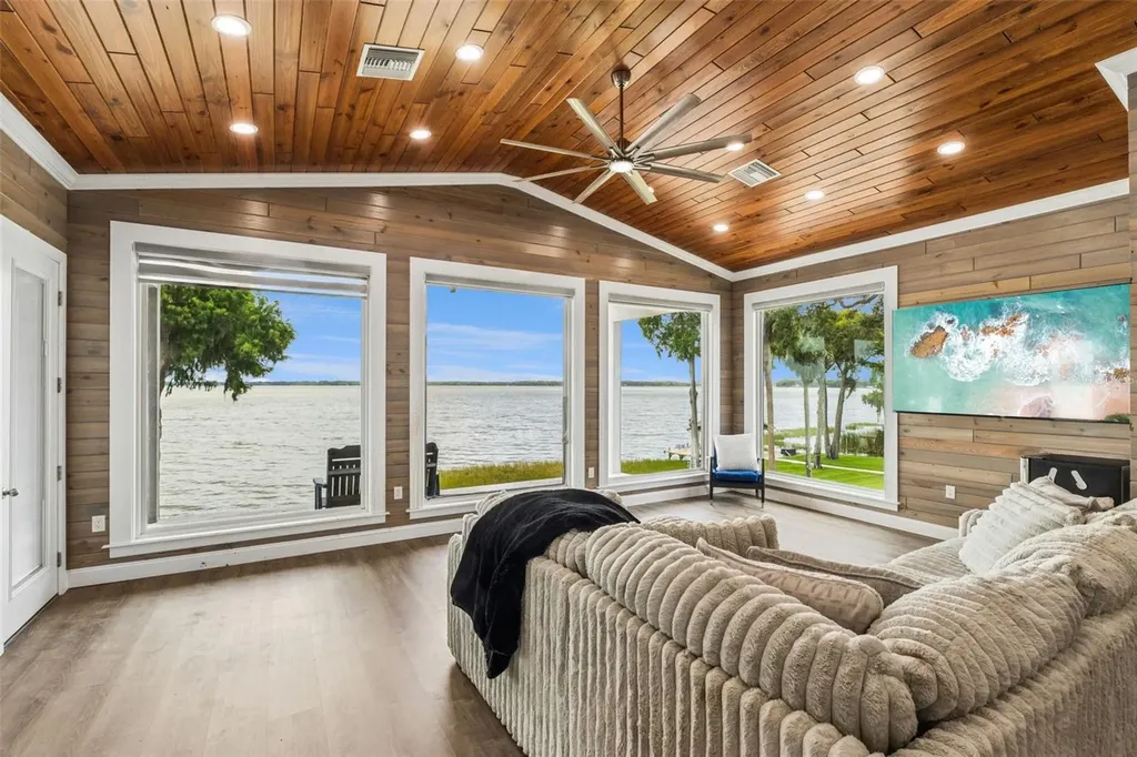 1023 Mellathon Circle Leesburg FL 34748