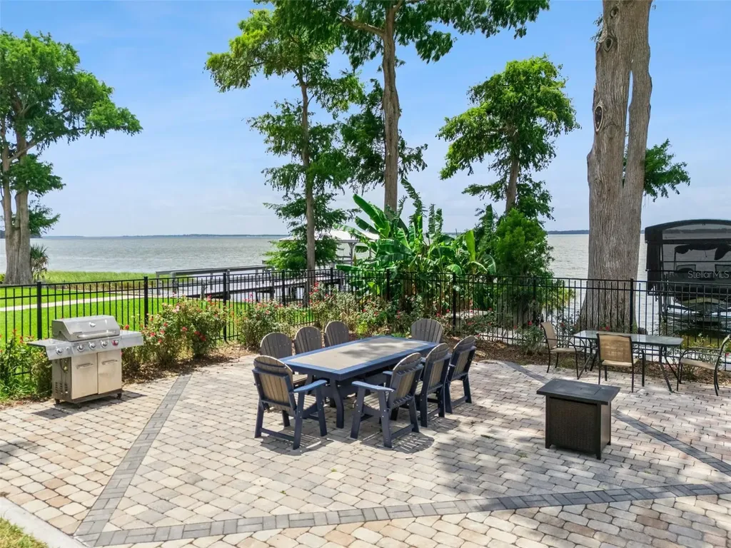 1023 Mellathon Circle Leesburg FL 34748