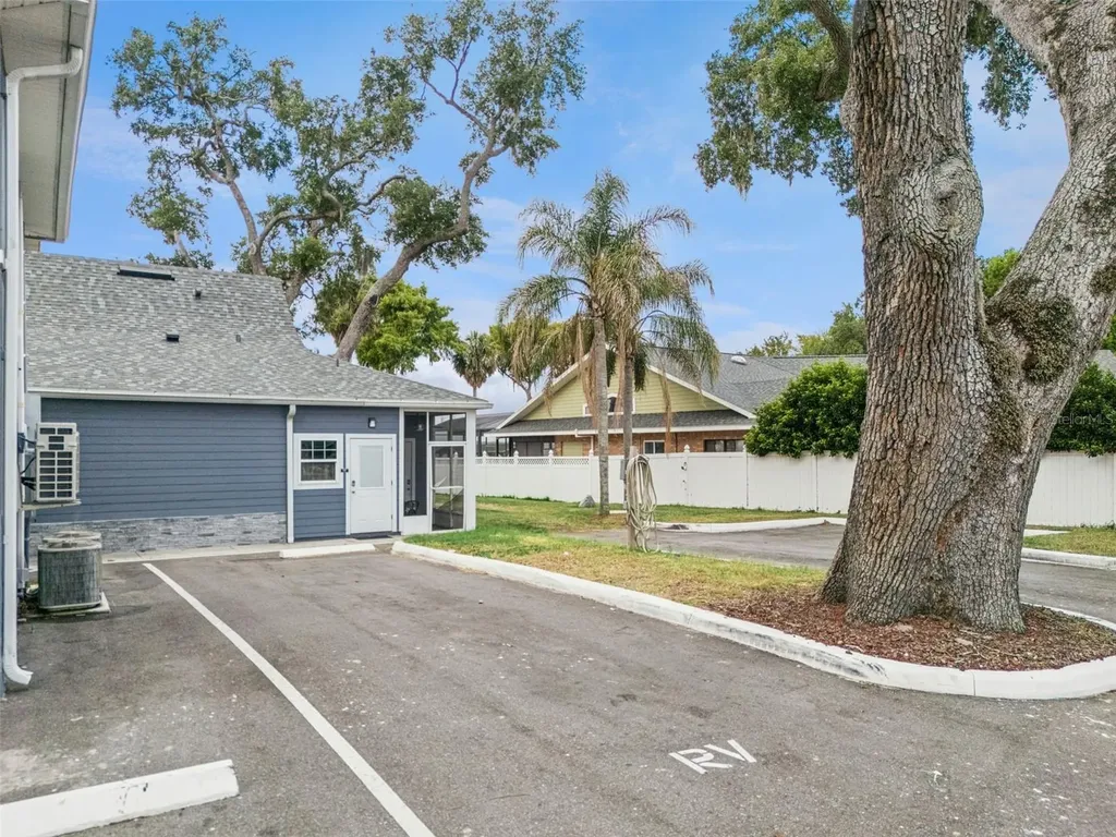 1023 Mellathon Circle Leesburg FL 34748