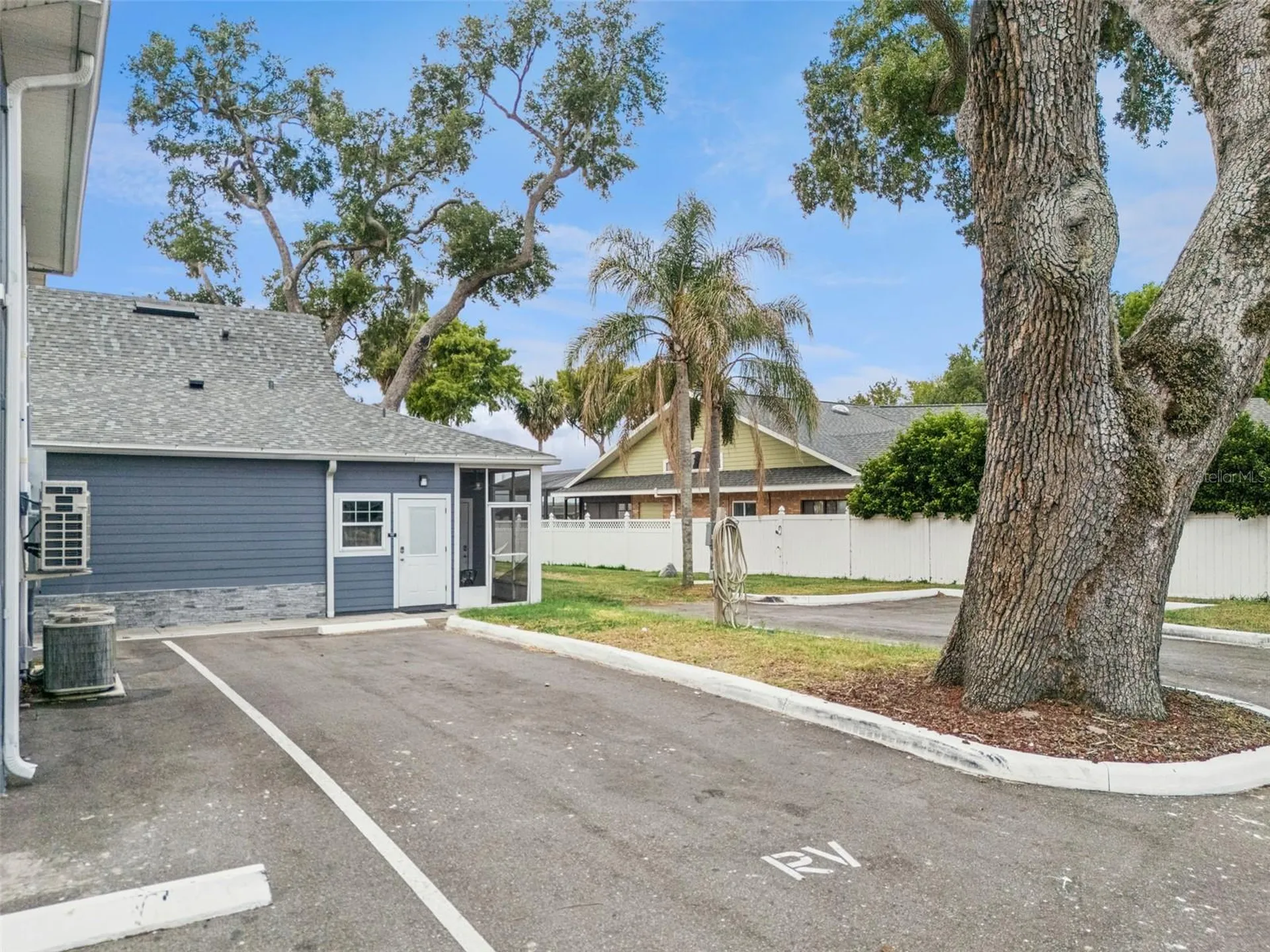 1023 Mellathon Circle Leesburg FL 34748
